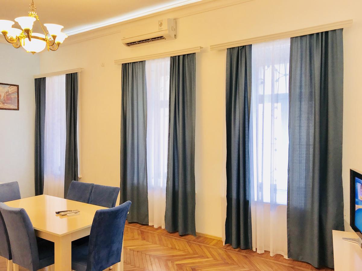 Check-In Apartment Near Fountain Square Vidadi Str 巴库 外观 照片