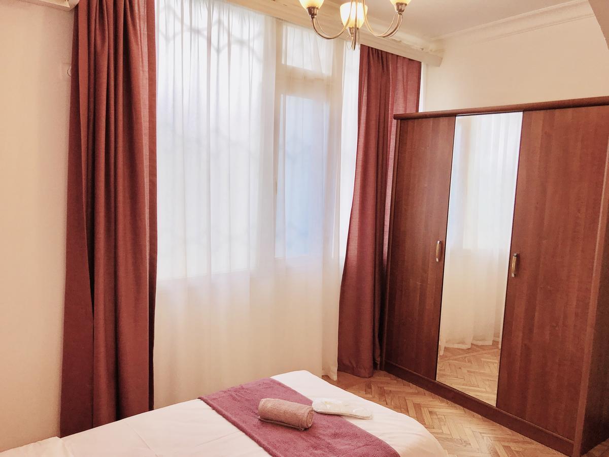 Check-In Apartment Near Fountain Square Vidadi Str 巴库 外观 照片