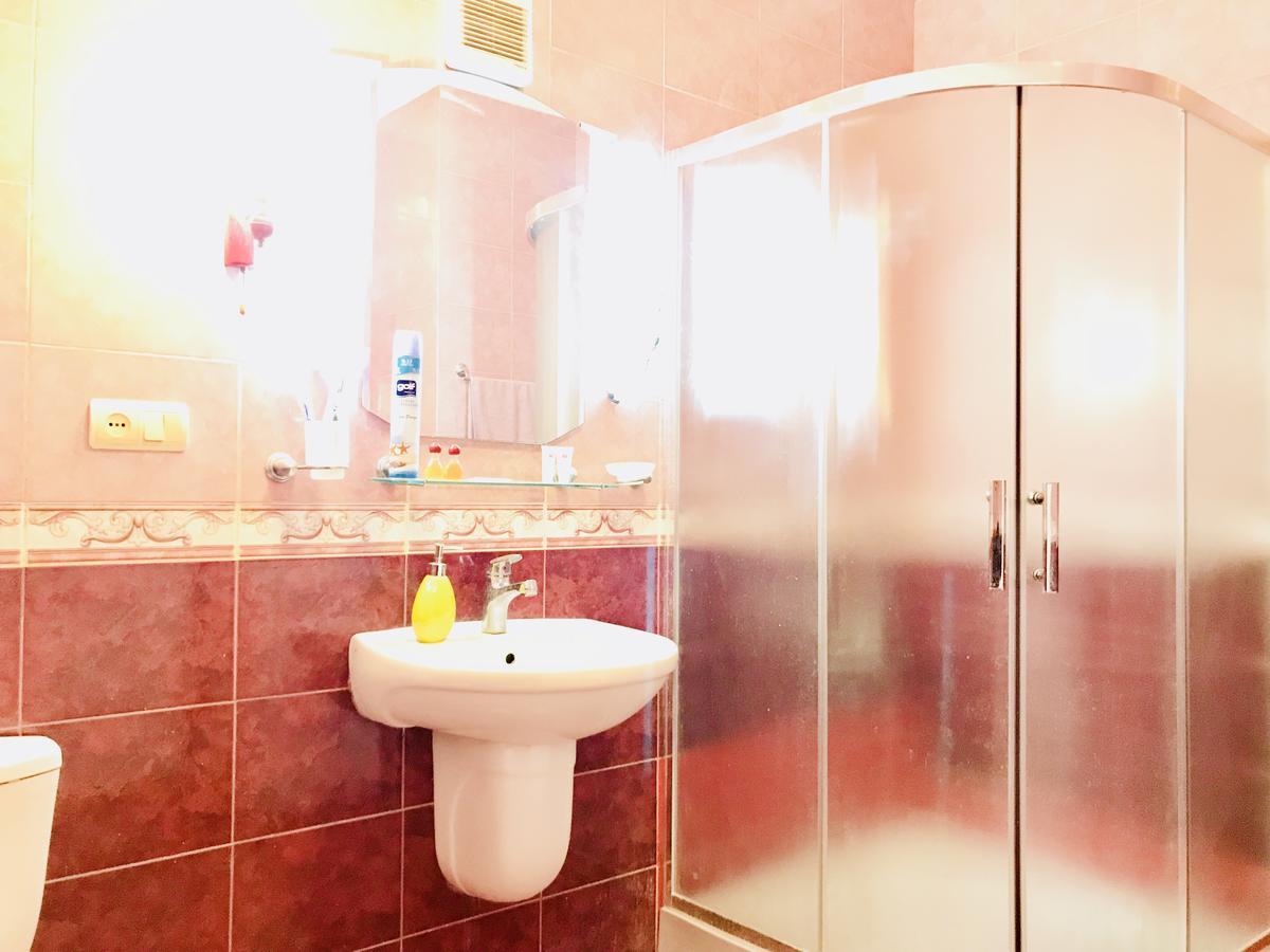 Check-In Apartment Near Fountain Square Vidadi Str 巴库 外观 照片